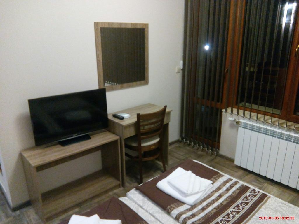 Mineral 56 Hotel Banya  Phòng bức ảnh