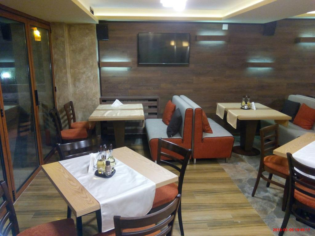 Mineral 56 Hotel Banya  Ngoại thất bức ảnh